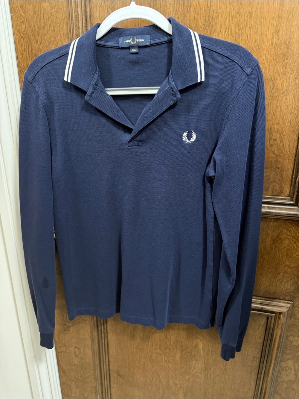 Fred Perry Navy Long-Sleeve Polo with White Twin-Tip Collar and Wreath Logo Men